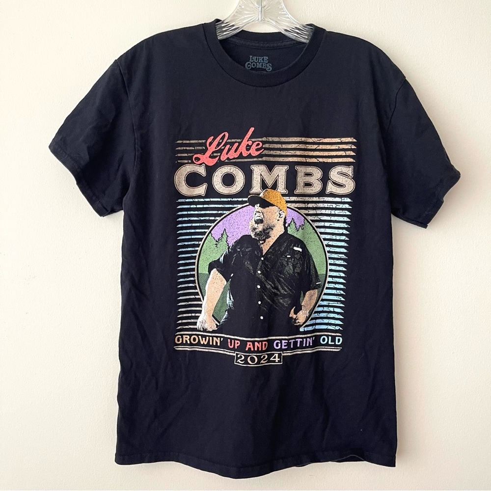 LUKE COMBS black tshirt size‎ Medium